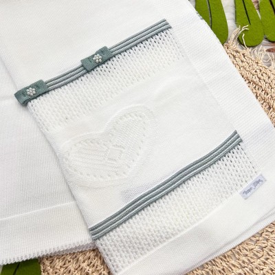Manta de Linha Coração Dois Laços - Branco e Verde